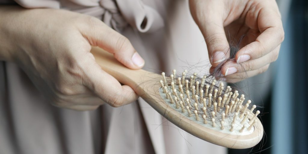 comment nettoyer brosse à cheveux
